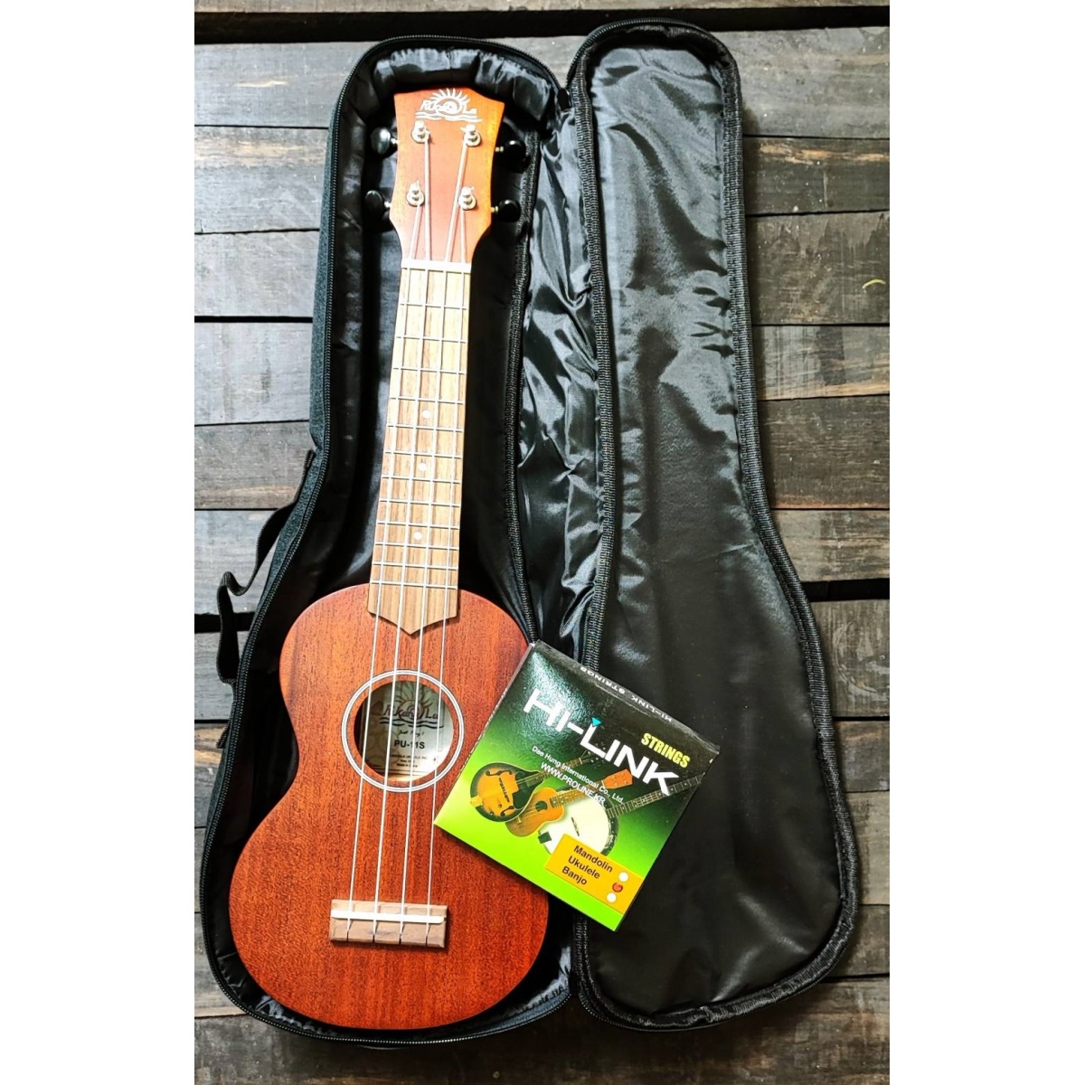 Sopránové ukulele PukanaLa + obal + struny